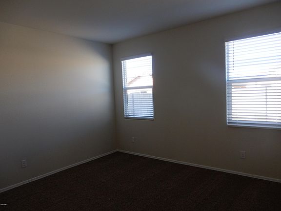 5th image of 36520 W Montserrat St