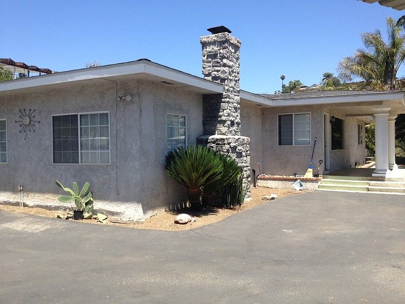 1st image of 1701 Sunrise Dr