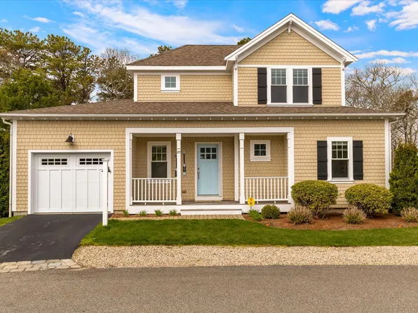 20 Saltwater Circle, Mashpee, MA 02649