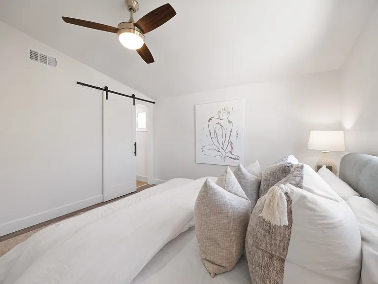 2362 Cornell Dr — Photo 23
