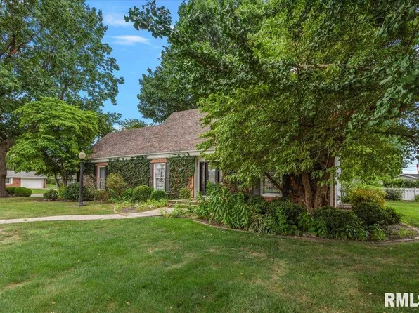 600 Samuel St, Taylorville, IL 62568