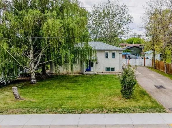 124 N 2nd St E, Magrath, AB T0K 1J0