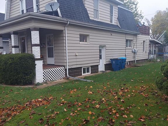 3rd image of 112 S Mechanic St