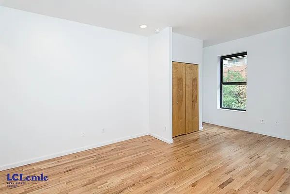 Rented by LC Lemle Real Estate Group | media 22