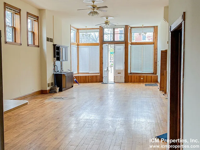 2944 N Racine Ave #1 — Photo 4