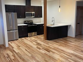 533 4th Ave SW, Albany, OR