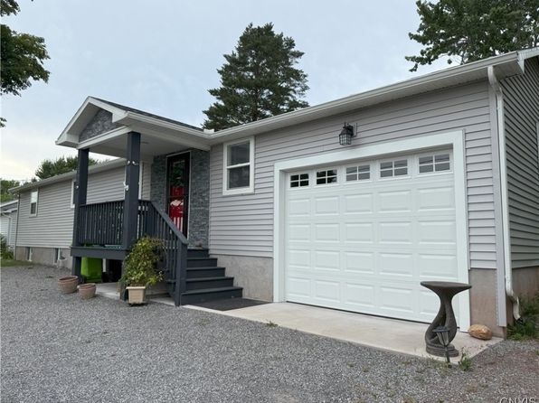 2977 Seneca Tpke