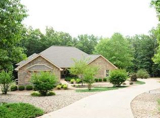 6 Swallow Ln, Bella Vista, AR 72714