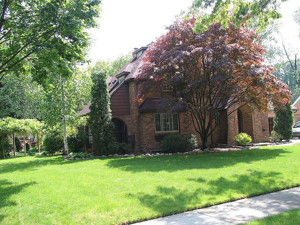 1st image of 1615 Edgewood Blvd