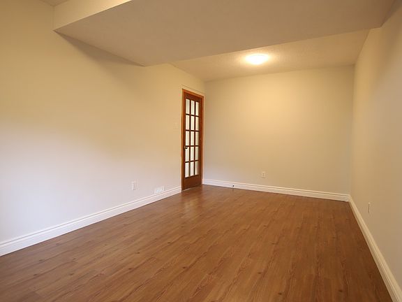 5th image of 296C Dalehurst Dr #C