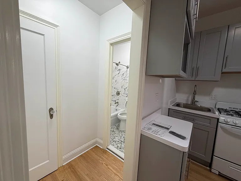 329 E 75th St #2D — Photo 7