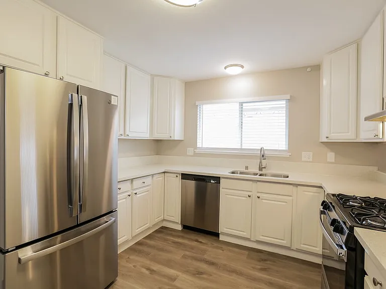 8116 Eginton Ave — Photo 6