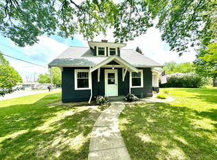 1300 S Rowley St, Mitchell, SD 57301