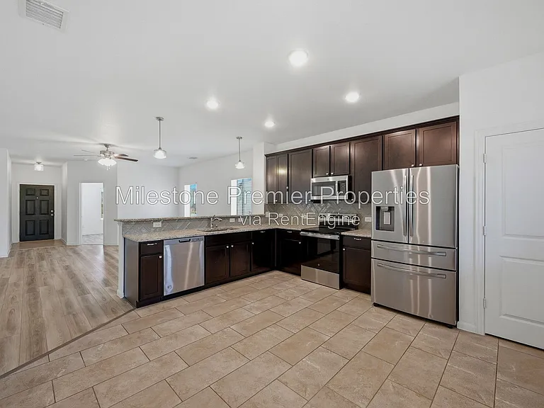 1714 Citrus Dr — Photo 7