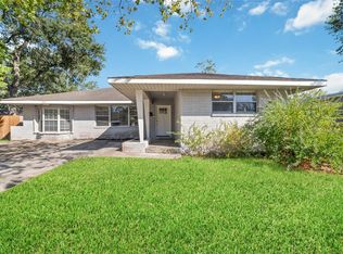 8625 Bob White Dr, Houston, TX 77074