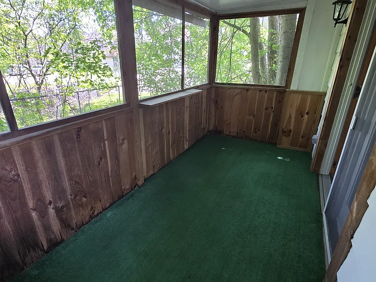 16 Pine St — Photo 8