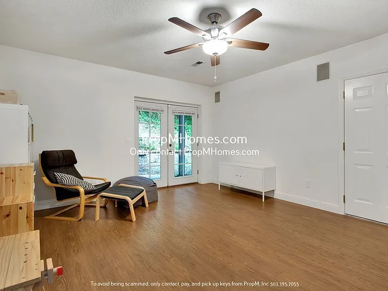 605 SW Arboretum Cir — Photo 25