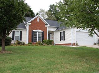 1231 Kerry Greens Dr, Matthews, NC 28104