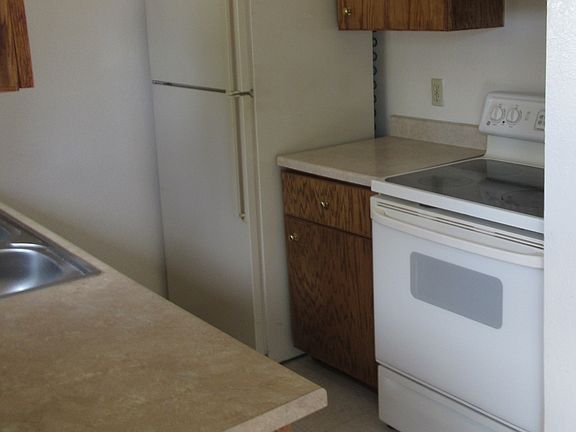 3rd image of 7463 N Camino De La Tierra