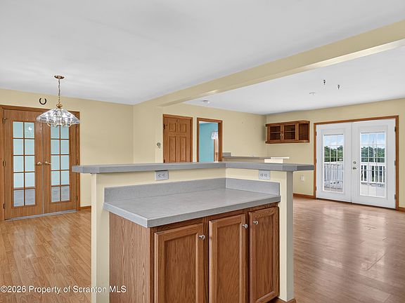 5th image of 180 Lomery Rd