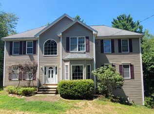 250 Grapevine Rd, Dunbarton, NH 03046