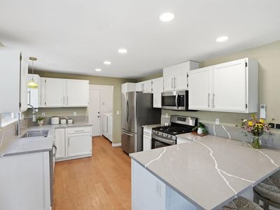 1283 NE Providence Dr, Bend, OR, 97701