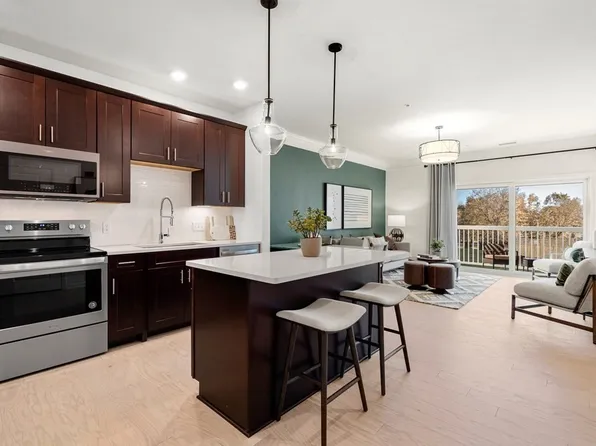 280 Martins Landing Way #109, North Reading, MA 01864