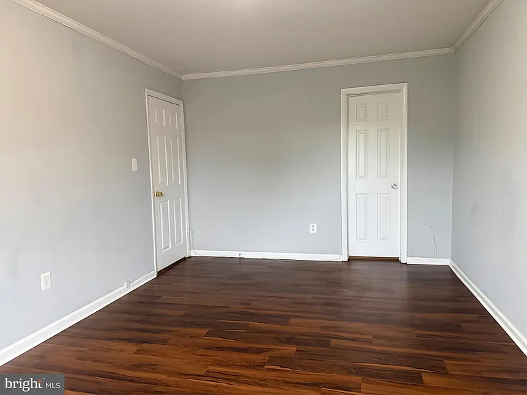 3240 S 28th St #302 — Photo 9