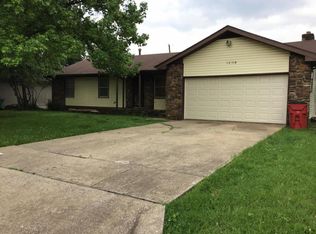 1208 W Edgewood St, Springfield, MO 65807
