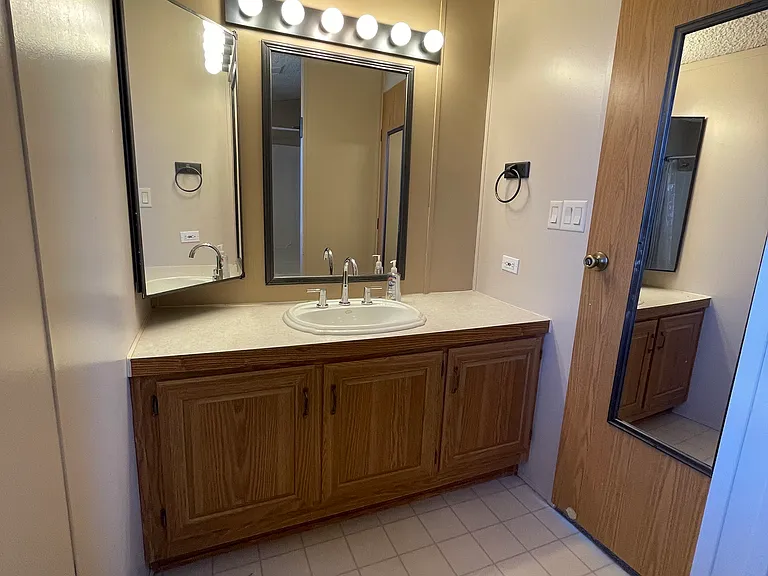 1411 Spanish Valley Dr #1/2 — Photo 20