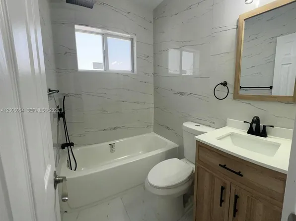 2041 NW 2nd St #2041, Miami, FL 33125