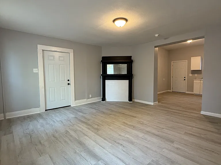 58 Bierce Avenue 231 S — Photo 1
