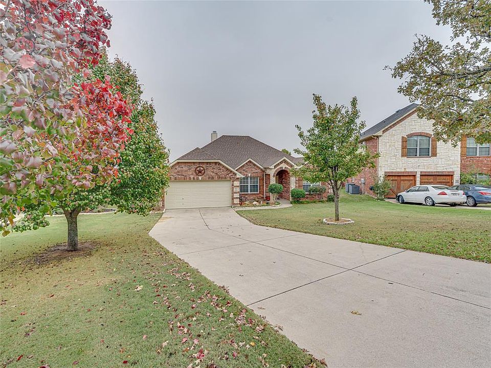 1st image of 2723 Pinnacle Dr