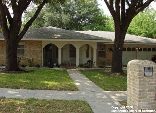 1st image of 3631 LAKEFIELD DR
