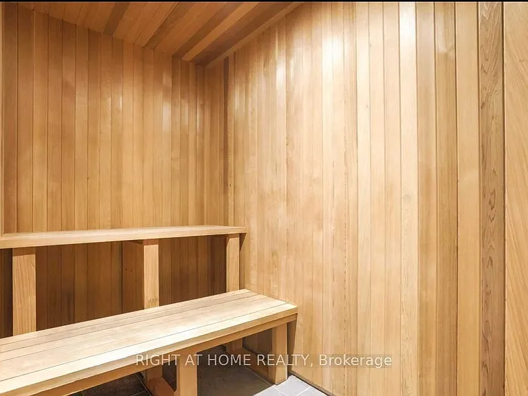 101 Erskine Ave #1506 — Photo 9