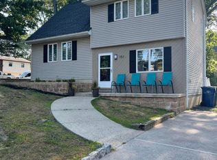 151 Delaware Ave, Oakhurst, NJ 07755