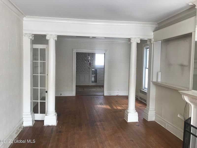 5th image of 31 Prospect Avenue