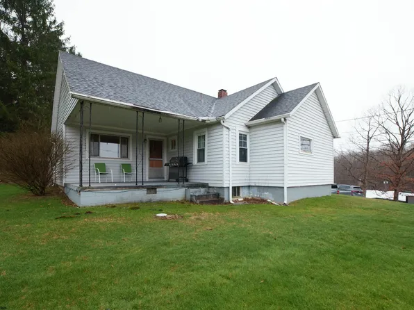 16 Gladesville Rd, Morgantown, WV 26508