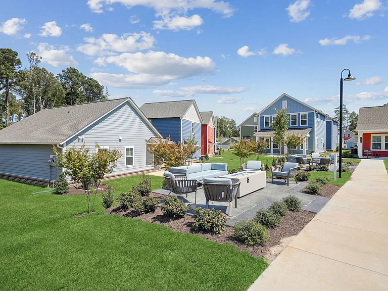 Hamlet Falling Creek - Homes & Townhomes for Rent — Photo 53