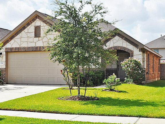 4th image of 1731 Thornhollow Dr