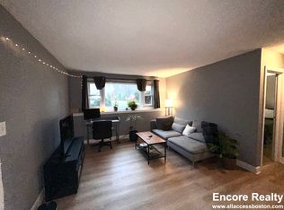 775 Lagrange St APT 5, Boston, MA 02132