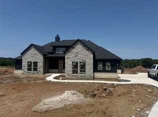 1049 Bermes Ct, Weatherford, TX 76087