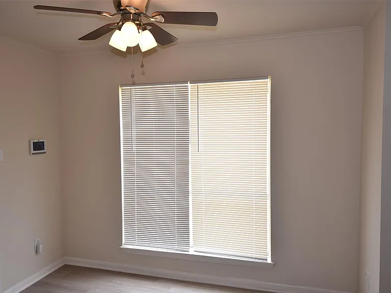 14410 Muirfield Ln — Photo 10