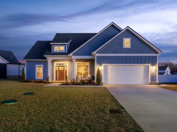 10111 Crookedhorn Ct, Bell Buckle, TN 37020