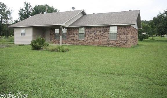 2nd image of 2 Cherrywood Dr