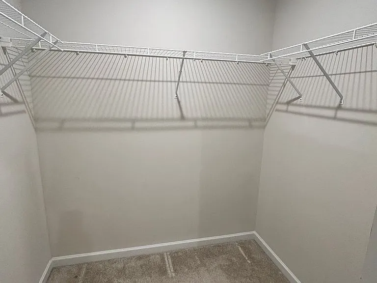 1629 Mountain Ash Ln — Photo 12