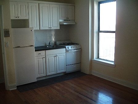 2nd image of 246 Bradhurst Ave APT 65