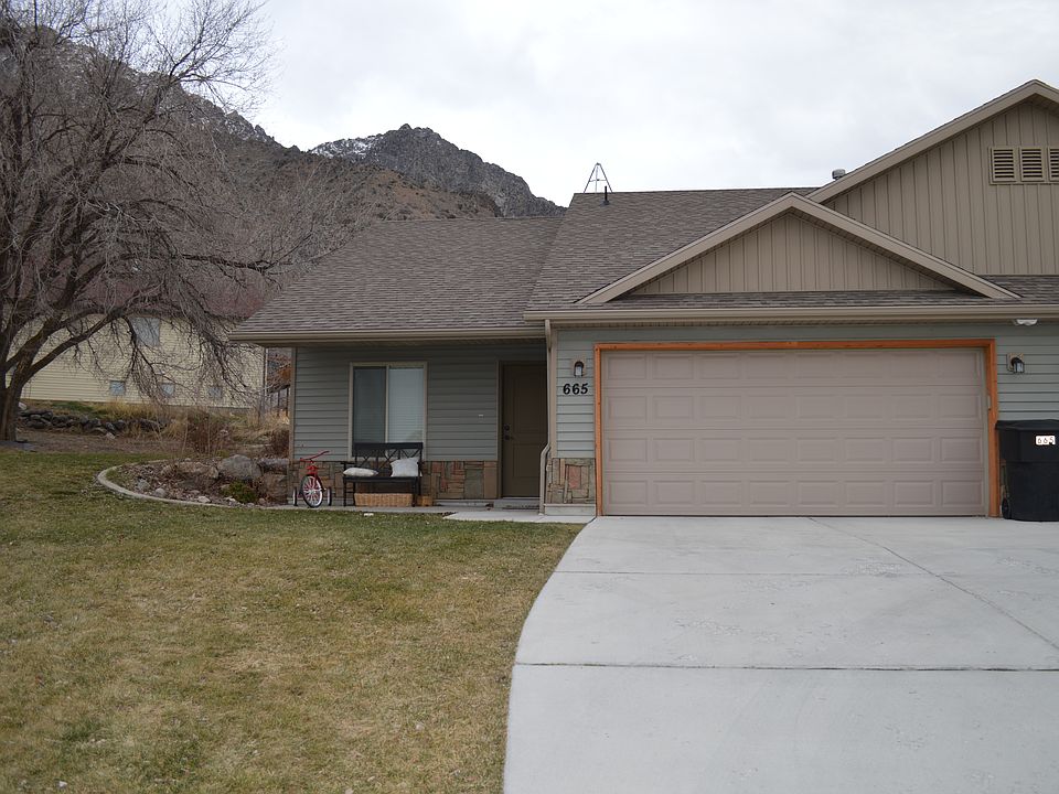1st image of 665 S Appaloosa Cir