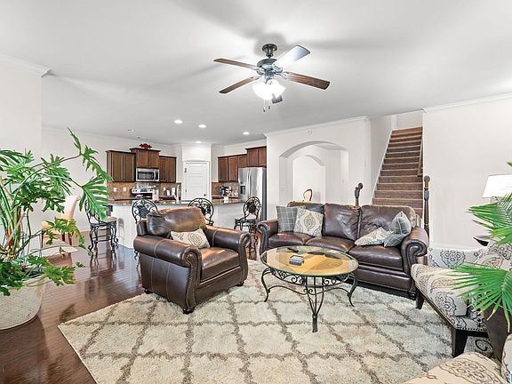 4th image of 11774 Meadowlawn Dr