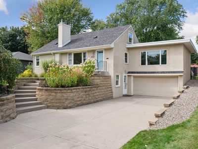 6424 Tingdale Ave, Edina, MN, 55439